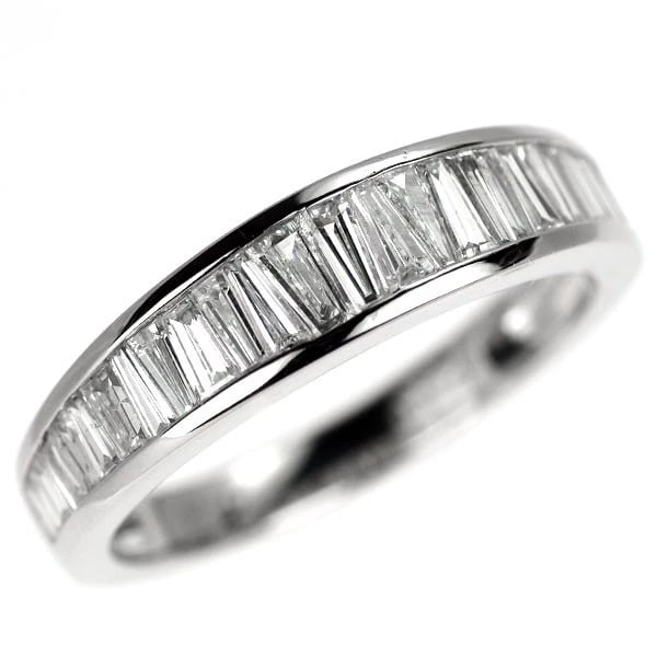 PT950 DIAMOND RING (1 of 2)