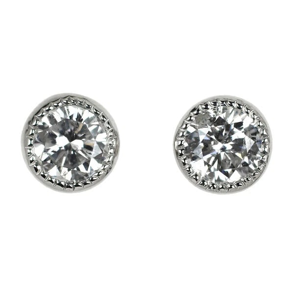 BRAND NEW PT900/ PT950 DIAMOND EARRINGS: Brand New Pt900/ Pt950 Diamond Earrings Brand: None Type/Style: piercing Material: Metal Purity None, Metal Pt950, Main Stone/Creation Natural Color: Size: Length/Width/Diameter5.4 