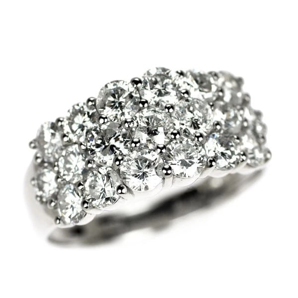 PT900 DIAMOND RING: Pt900 diamond ring Brand: None Type/Style: Ring Material: Metal Purity None, Metal Pt900, Main Stone/Creation Natural Color: Platinum Size: 6 US Accessories: None Accessories Notice: When