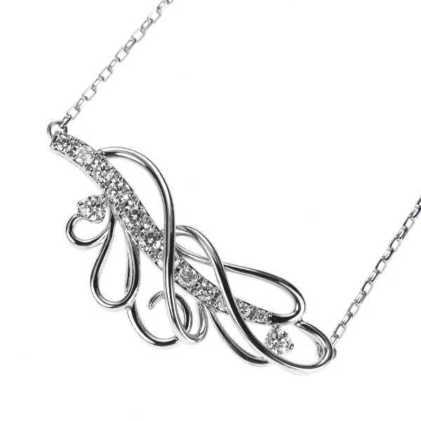 PT950 DIAMOND PENDANT NECKLACE (1 of 2)
