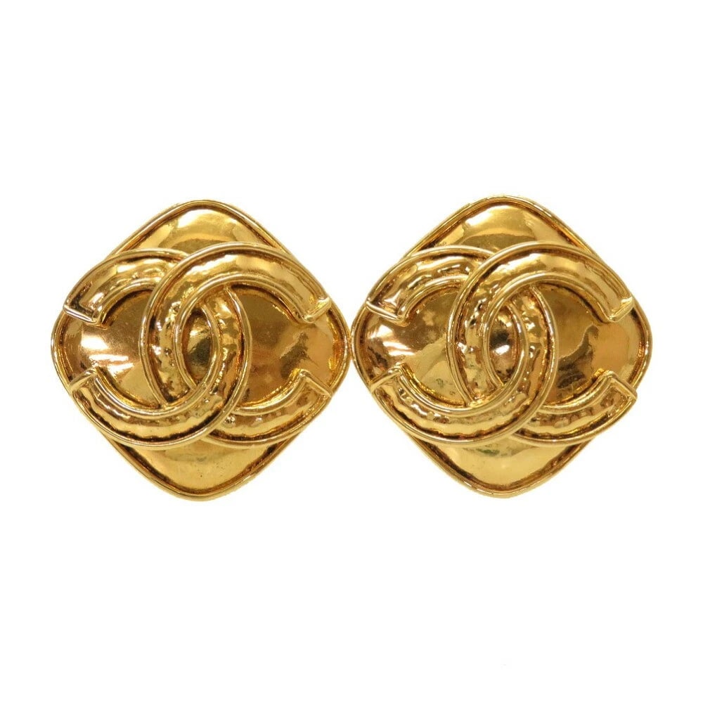 CHANEL 94P GOLD COCO MARK EARRINGS (1 of 2)