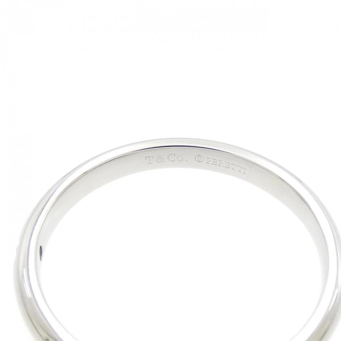 TIFFANY & CO. STACKING PT950 DIAMOND BAND RING: Tiffany & Co. Stacking Pt950 Diamond Band Ring Brand: Tiffany & Co. Type/Style: Ring Material: Metal Purity Pt950, Metal Platinum, Main Stone/Creation Natural Color: Platinum Size: US 4.5 Accesso