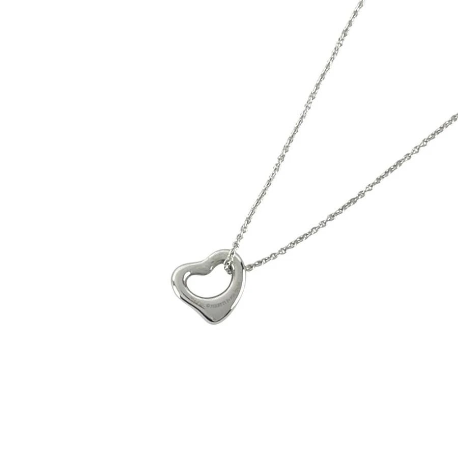 TIFFANY & CO. PERETTI HEART PLATINUM PT950 NECKLACE: Tiffany & Co. Peretti Heart Platinum Pt950 Necklace Brand: Tiffany & Co. Type/Style: Necklace Material: Metal Purity Pt950, Metal Platinum, Main Stone/Creation Natural Color: Platinum Size: Top: A