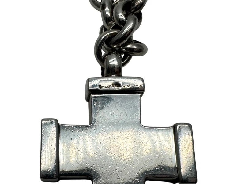 TIFFANY & CO. CROSS SILVER L:NECKLACE (1 of 6)