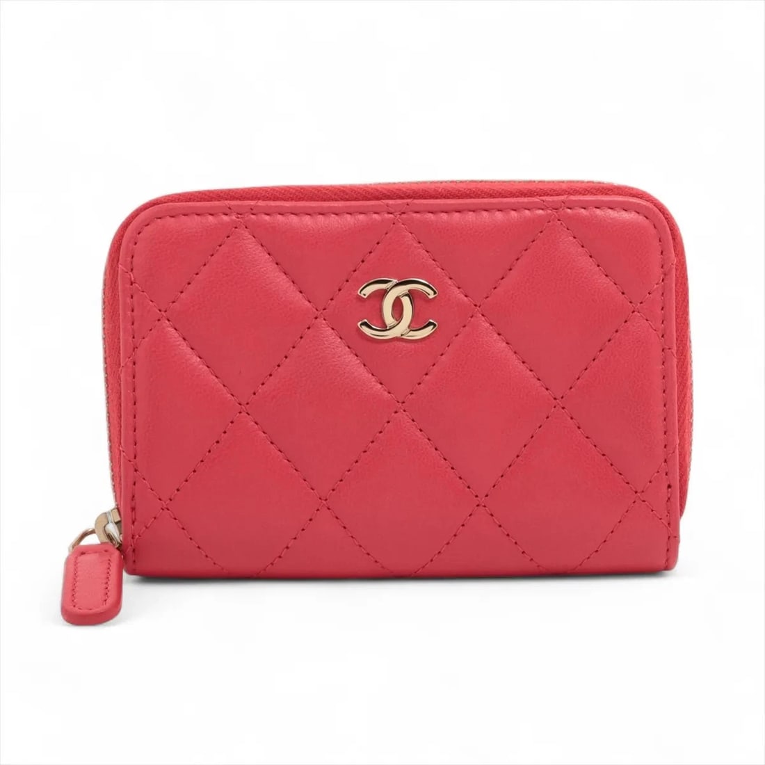 CHANEL MATELASSE LAMBSKIN COIN PURSE RED GOLD: Chanel Matelasse Lambskin Coin Purse Red Gold Brand: Chanel Type: Coin Purse Material: Lambskin Color: Red Size: Height:2.8inchLength:4.3inchDepth:0.8inch Accessories: None Accessories