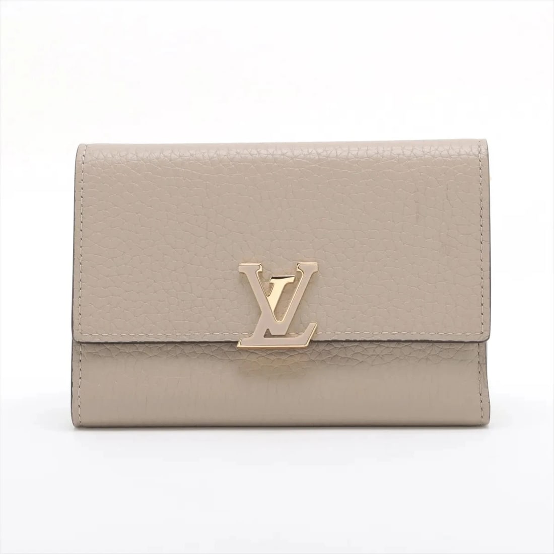 LOUIS VUITTON TAURILLON PORTOFEUILLE CAPUCINE COMPACT: Louis Vuitton Taurillon Portofeuille Capucine Compact Brand: Louis Vuitton Type: Compact Wallet Material: None Color: Gare Size: Height:3.6inchLength:5.3inchDepth:0.8inch Accessories: None