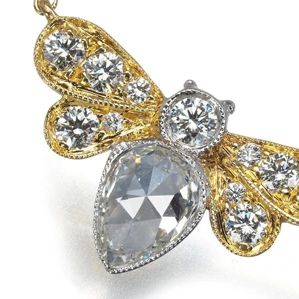 TIFFANY & CO. BEE DIAMOND K18WG K18YG NECKLACE: Tiffany & Co. Bee Diamond K18WG K18YG Necklace Brand: Tiffany & Co. Type/Style: Necklace Material: Metal Purity K18/K18, Metal Yellow Gold / White Gold, Main Stone/Creation Natural Color: Yellow Go