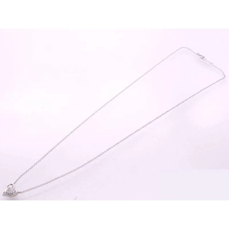 TIFFANY & CO. HEART PLATINUM DIAMOND NECKLACE: Tiffany & Co. Heart Platinum Diamond Necklace Brand: Tiffany & Co. Type/Style: Necklace Material: Metal Purity Pt950, Metal Platinum, Main Stone/Creation Natural Color: Platinum Size: Pendant