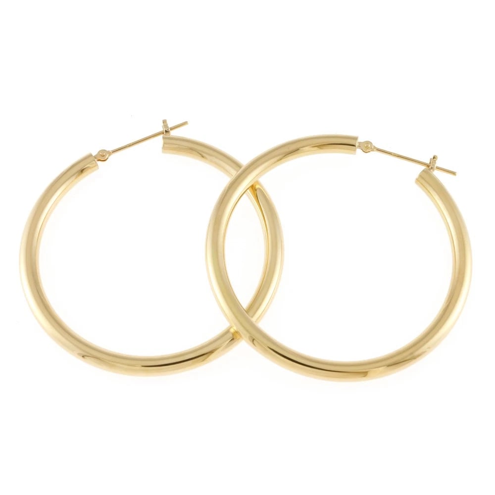 NEW EARRING K18 GOLD HOOP PIPE: new earring K18 Gold Hoop pipe Brand: Unbranded Type/Style: earring Material: K18 Gold, Color: gold Size: Size(CM) 40mm x 3mm(*mm) Accessories: None Accessories Notice: When purchasing
