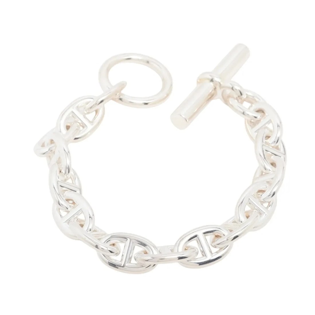 HERMES CHAÎNE D'ANCRE PM BRACELET: Hermes Chaîne d'Ancre PM Bracelet Brand: Hermes Type/Style: Bracelet Material: 925, Color: Silver Size: Bracelet length:13 Accessories: None Accessories Notice: When purchasing pre-owned