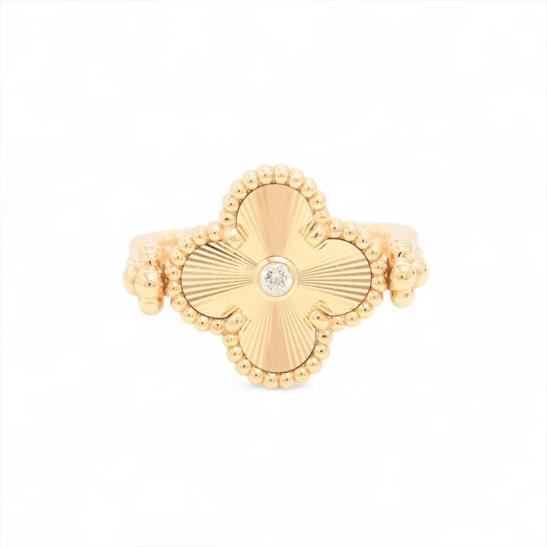 VAN CLEEF & ARPELS VINTAGE ALHAMBRA REVERSIBLE BLUE AGATE DIAMOND RING: Van Cleef & Arpels Vintage Alhambra Reversible Blue Agate diamond Ring Brand: Van Cleef & Arpels Type/Style: Ring Material: 750(YG), Main Stone/Creation Natural Color: Not Specified Size: 5.5