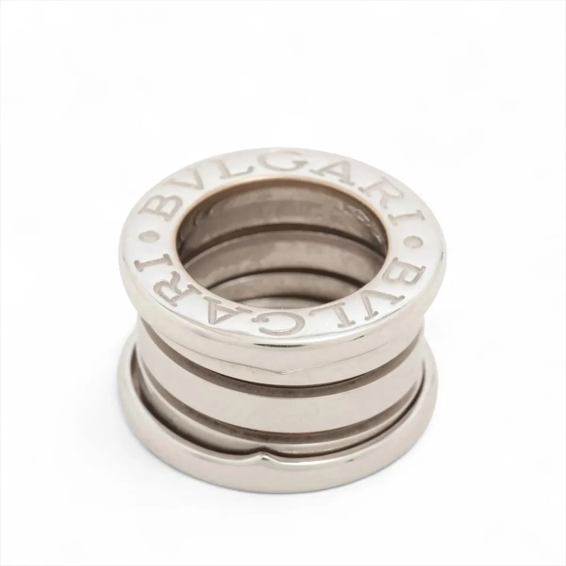 BVLGARI B.ZERO 1 NECKLACE TOP 750: Bvlgari B.Zero 1 Necklace top 750 Brand: Bvlgari Type/Style: Necklace top Material: 750(WG), Color: Not Specified Size: None Accessories: None Accessories Notice: When purchasing pre-owned