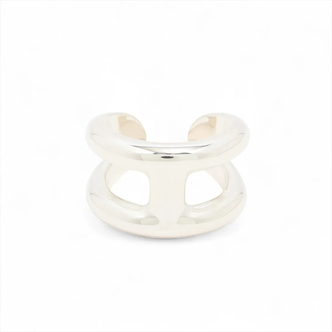 HERMES OSMOZ PM RING: Hermes Osmoz PM Ring Brand: Hermes Type/Style: Ring Material: 925, Color: Silver Size: 6.25 - 6.5 US Accessories: None Accessories Notice: When purchasing pre-owned goods, please refer to