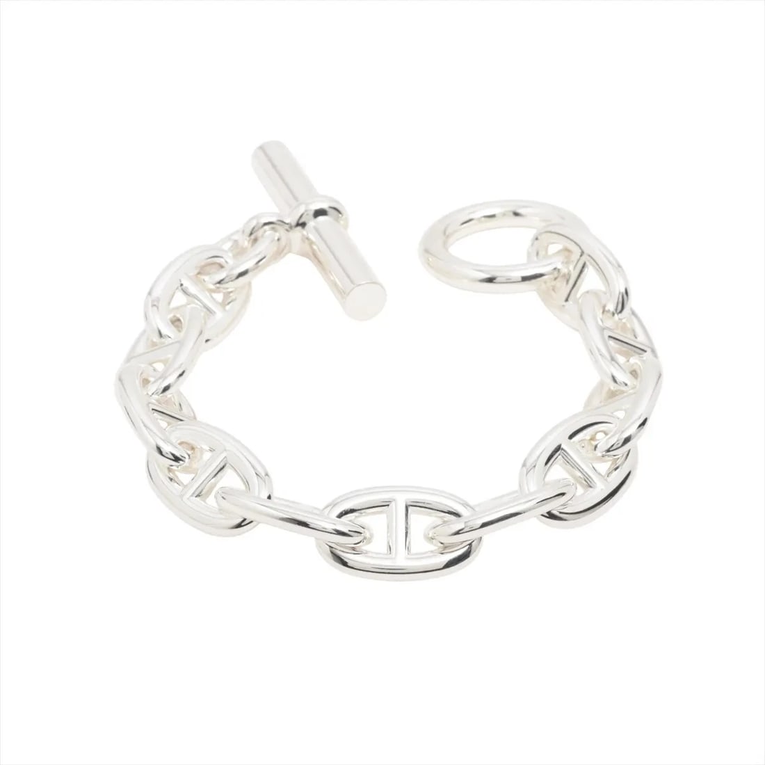 HERMES CHAÎNE D'ANCRE TGM BRACELET: Hermes Chaîne d'Ancre TGM Bracelet Brand: Hermes Type/Style: Bracelet Material: 925, Color: Silver Size: Bracelet length:16.5 Accessories: None Accessories Notice: When purchasing pre-owned