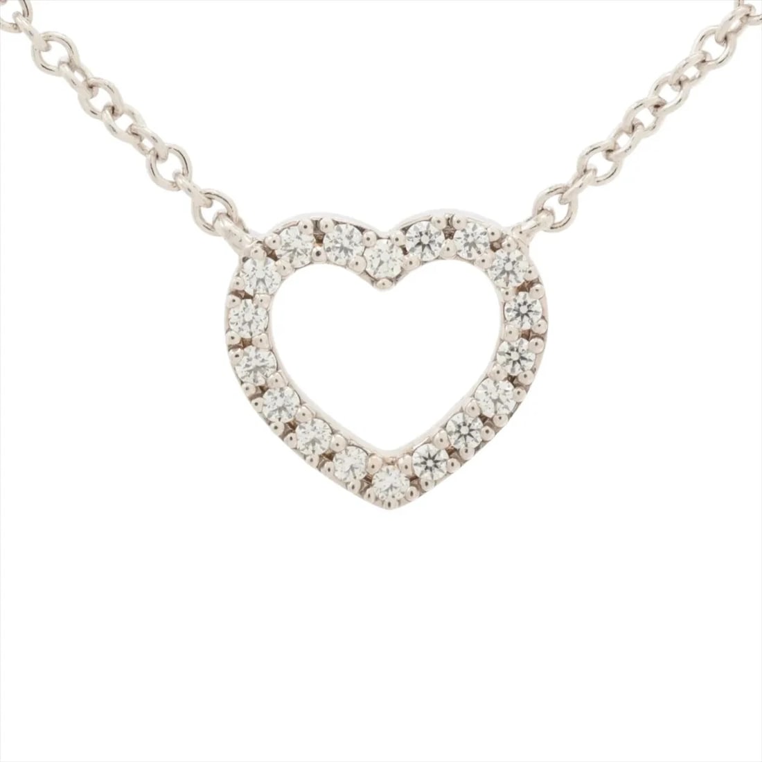 TIFFANY METRO HEART DIAMOND NECKLACE 750(WG): Tiffany Metro Heart diamond Necklace 750(WG) Brand: Tiffany Type/Style: Necklace Material: 750(WG), Main Stone/Creation Natural Color: WG Size: Size(CM) Chain length:41.1 Accessories: None