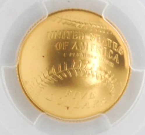US MINT 2014-W $5 GOLD BASEBALL: US Mint 2014-W $5 Gold Baseball Brand/Mint: West Point Year: 2014 Denomination: $5 Fineness: 0.9 Country of Origin: United States Accessories: None Accessories Notice: When purchasing