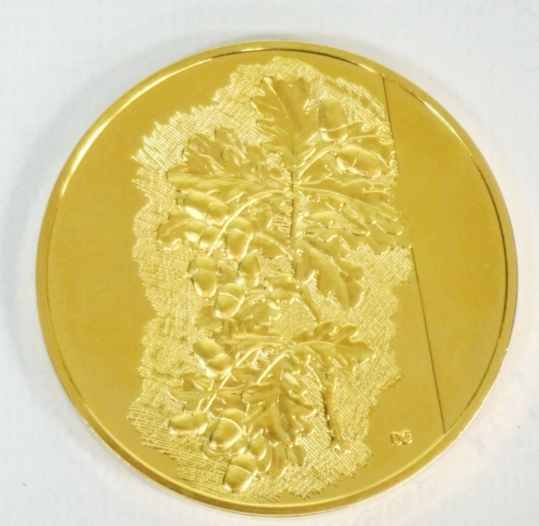 OKA LEAVES WITH ACORNS COIN (1 of 2)