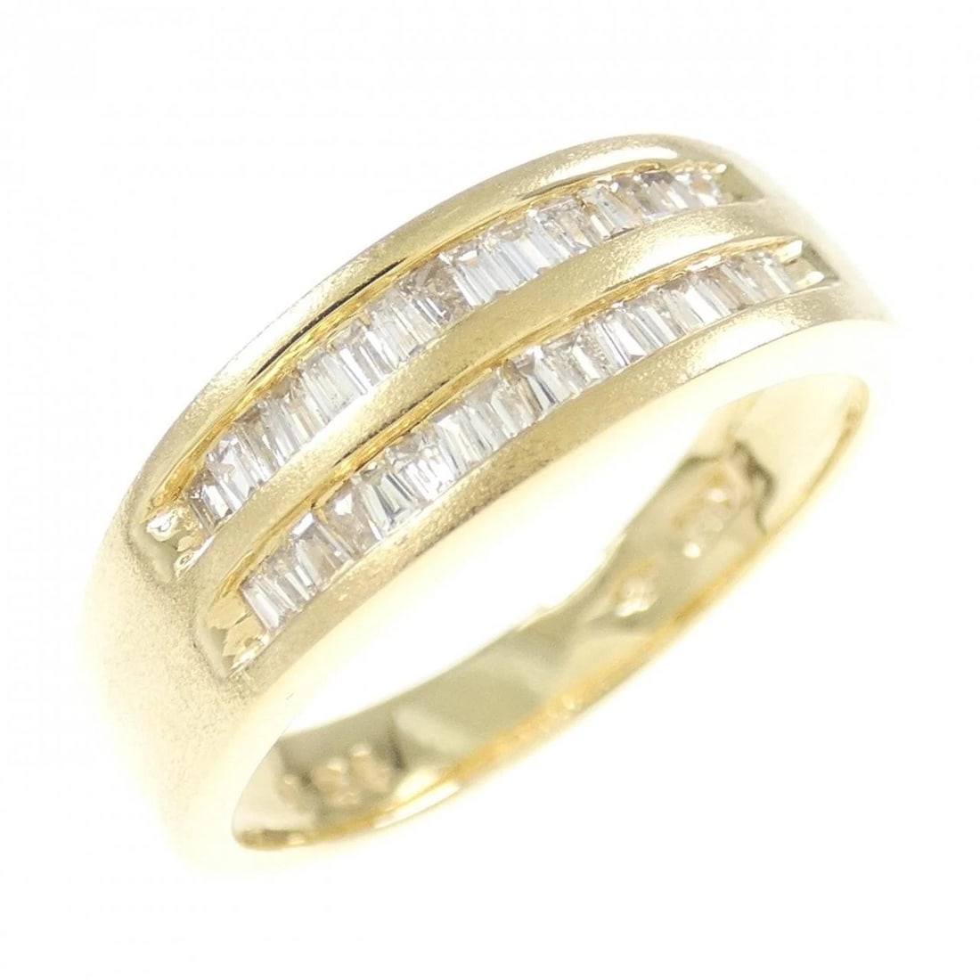 K18YG DIAMOND RING: K18YG Diamond Ring Brand: Unbranded Type: Ring Material: K18 Yellow Gold, Main Stone/Creation Natural Color: Yellow Gold Size: 6 ( US size) Accessories: None Accessories Notice: When purch