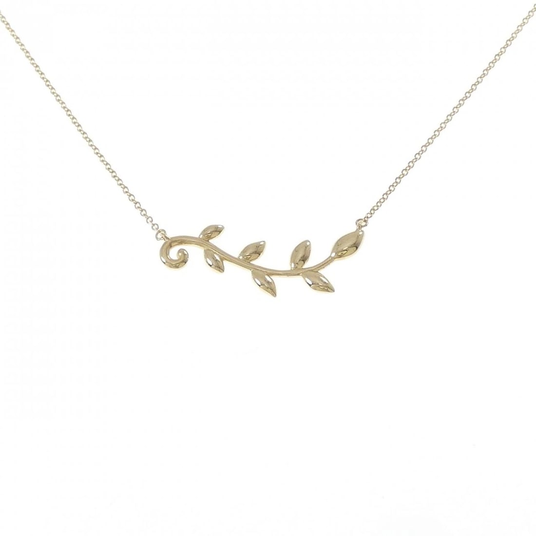 TIFFANY OLIVE LEAF VINE NECKLACE: Tiffany Olive Leaf Vine Necklace Brand: Tiffany Type: Necklace Material: 750 Yellow Gold, Color: Yellow Gold Size: ActualSize Pendant top H x W: 10.7mmx10.8mm Chain Max. W: 1.0mm Accessories: