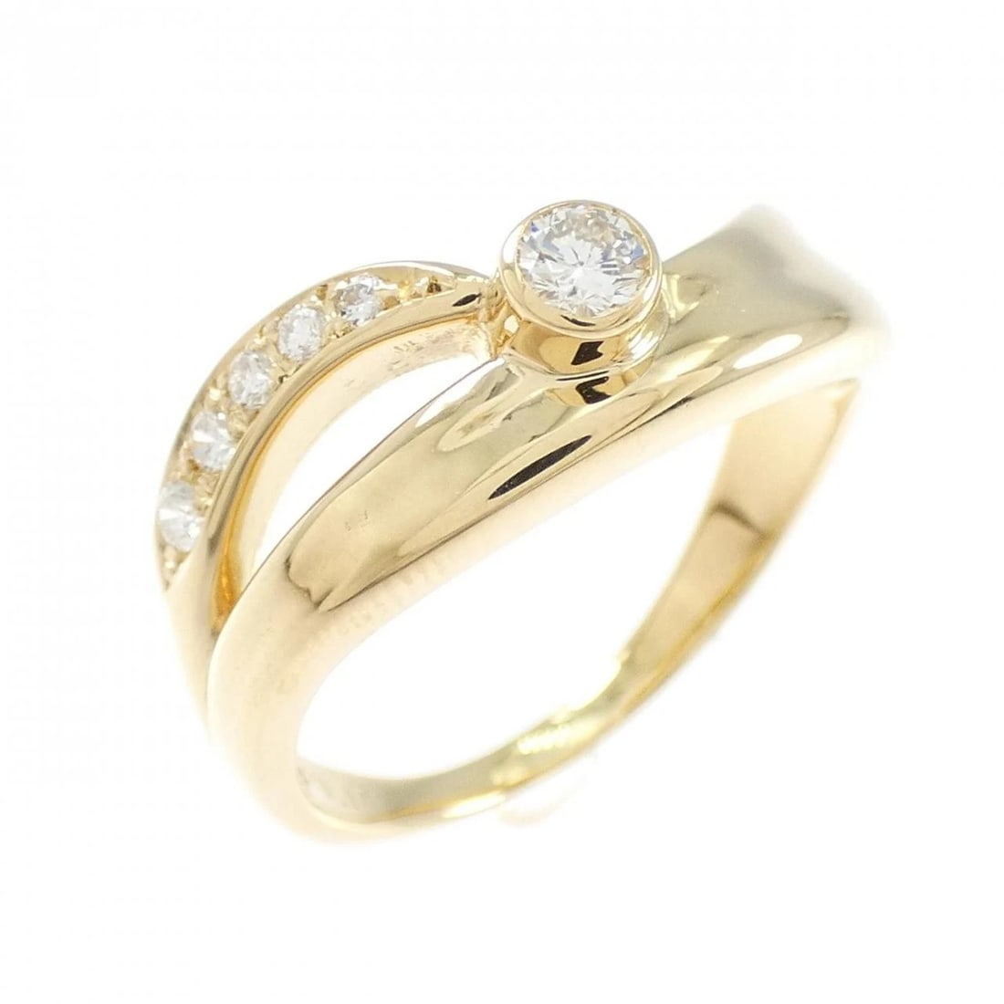 K18YG DIAMOND RING: K18YG Diamond Ring Brand: Unbranded Type: Ring Material: K18 Yellow Gold, Main Stone/Creation Natural Color: Yellow Gold Size: 7-7.5 ( US size) Accessories: None Accessories Notice: When p