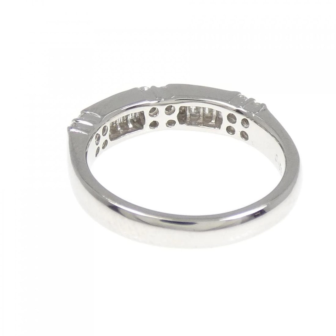 PT FLOWER DIAMOND RING - 3