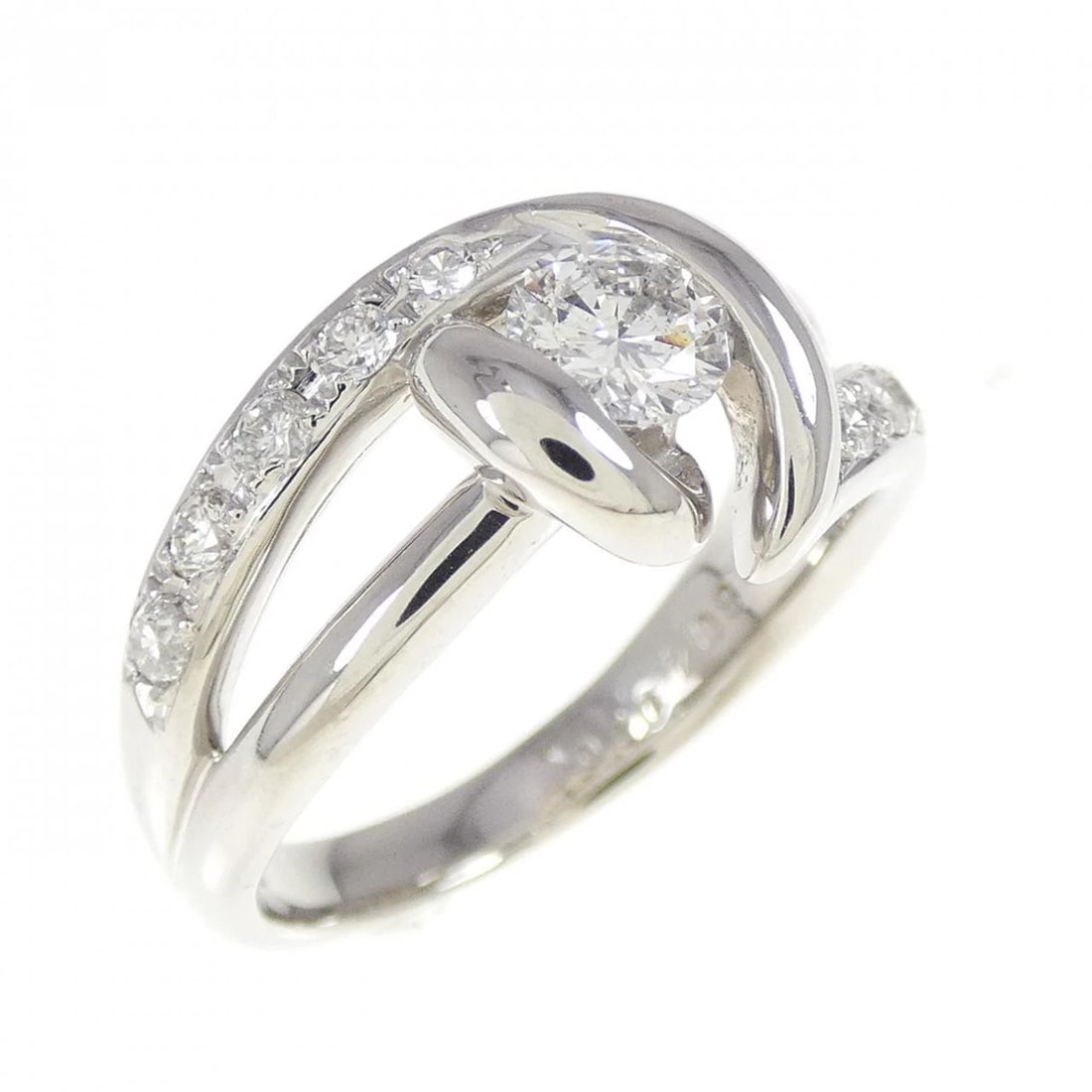 PT900 DIAMOND RING: PT900 Diamond Ring Brand: Unbranded Type: Ring Material: Platinum 900 Platinum, Main Stone/Creation Natural Color: None Size: 5 US Accessories: None Accessories Notice: When purchasing pre