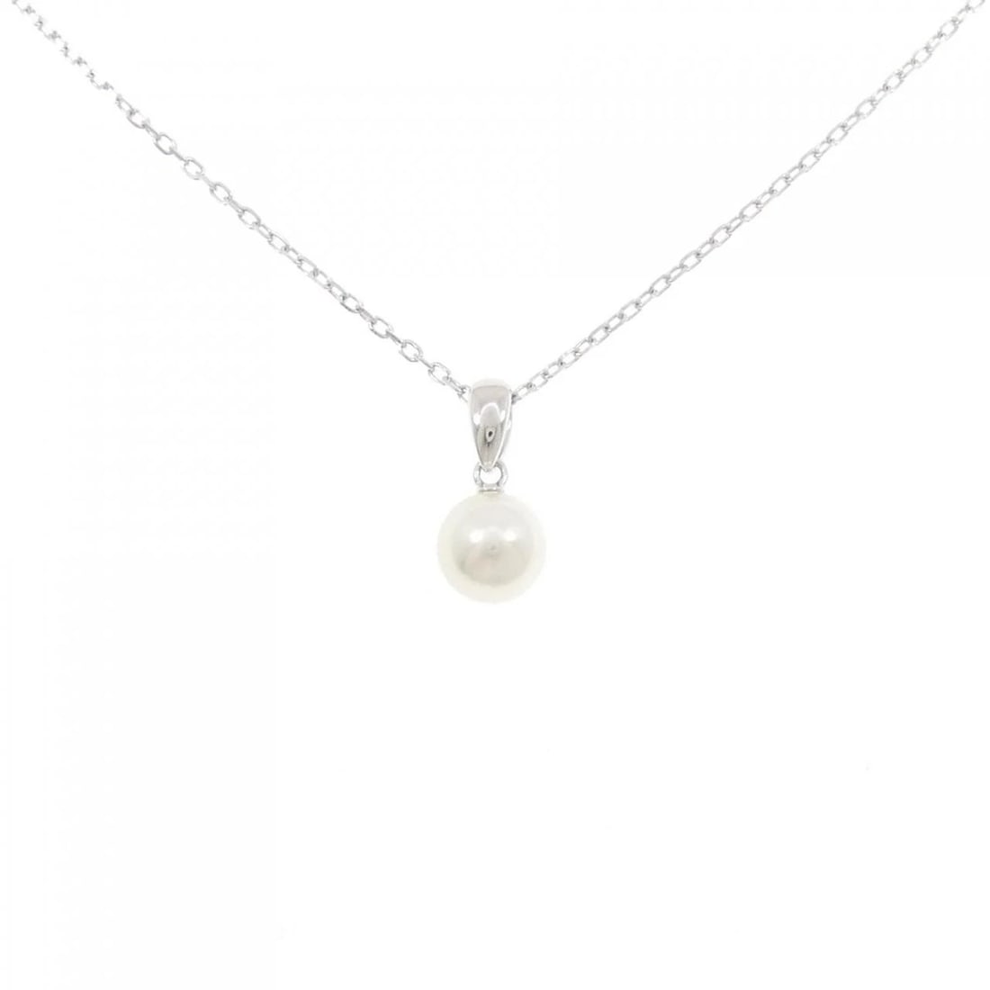 MIKIMOTO AKOYA PEARL NECKLACE: MIKIMOTO Akoya Pearl Necklace Brand: MIKIMOTO Type: Necklace Material: K18 White Gold, Main Stone/Creation Akoya Pearl Color: White Gold Size: 40cm, ActualSize Pendant top H x W: 15.0mmx7.0mm