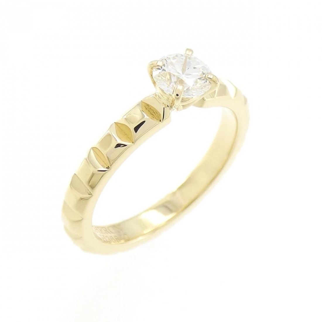 BOUCHERON CLOU PARIS SOLITAIL RING: Boucheron Clou Paris Solitail Ring Brand: Boucheron Type: Ring Material: 750 Yellow Gold, Main Stone/Creation Natural Color: yellow gold Size: 4-4.5 (US size) Accessories: None Accessories