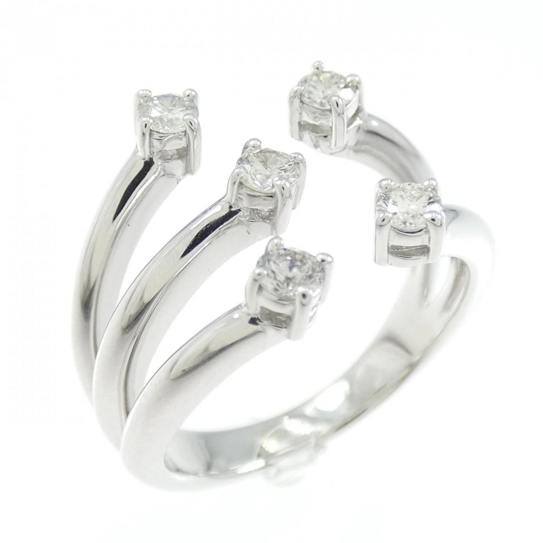 K18WG DIAMOND RING: K18WG Diamond Ring Brand: Unbranded Type: Ring Material: K18 White Gold, Main Stone/Creation natural Color: White Gold Size: 4 US Accessories: None Accessories Notice: When purchasing