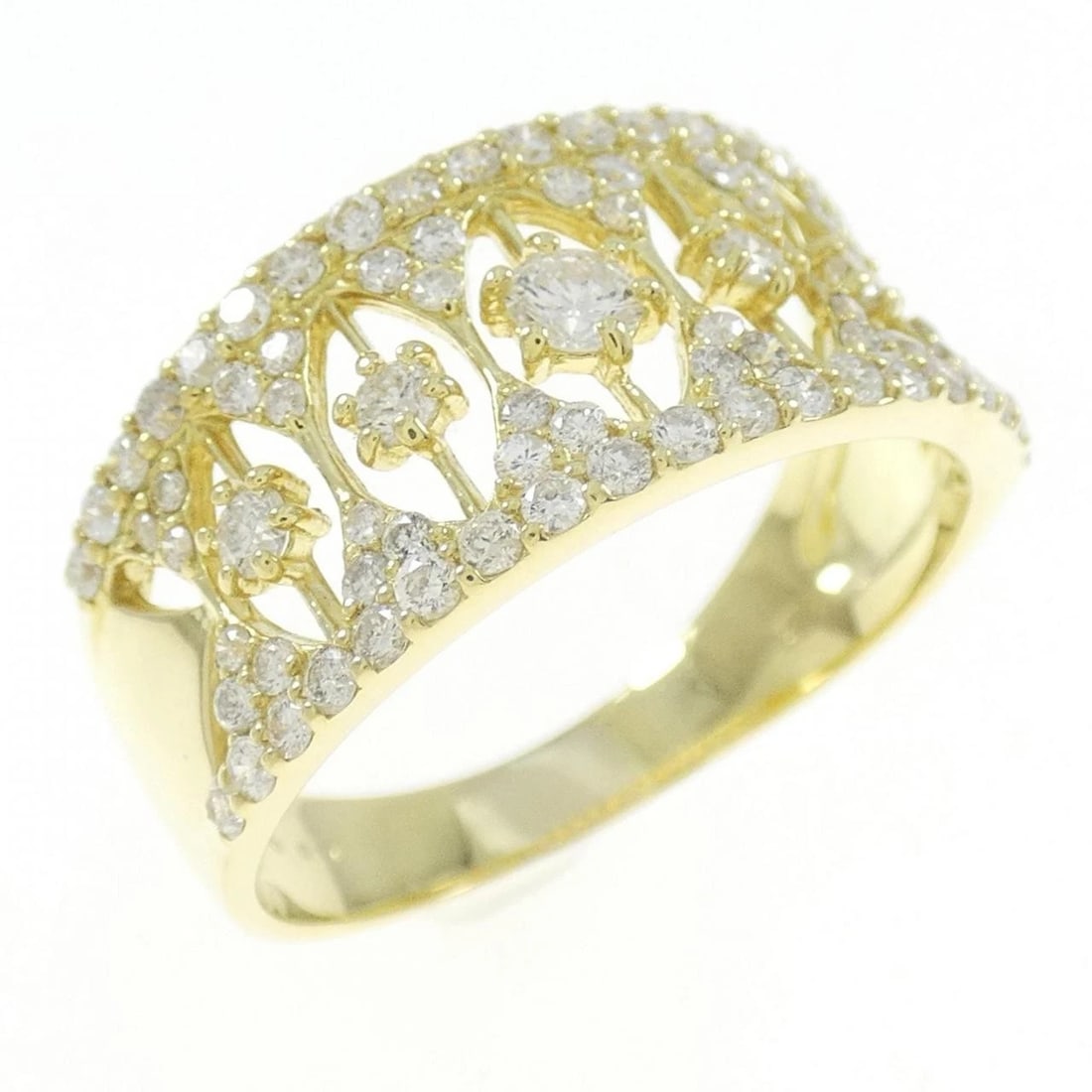 K18YG DIAMOND RING: K18YG Diamond Ring Brand: Unbranded Type: Ring Material: K18 Yellow Gold, Main Stone/Creation Natural Color: YG Size: 9.5 US Accessories: None Accessories Notice: When purchasing pre-owned