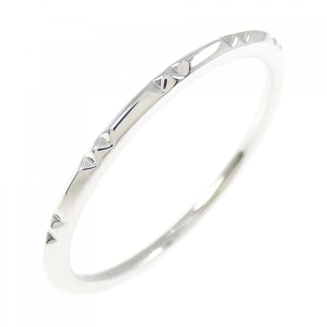 TIFFANY T TRUE BAND RING: Tiffany T True Band Ring Brand: Tiffany Type: Ring Material: Platinum 950, Color: White Size: 10.5-11 US Accessories: None Accessories Notice: When purchasing pre-owned goods, please refer to