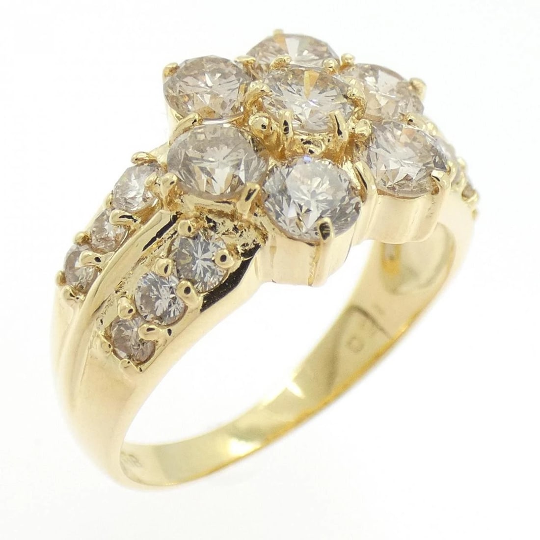 K18YG FLOWER DIAMOND RING: K18YG Flower Diamond Ring Brand: Unbranded Type: Ring Material: K18 Yellow Gold, Main Stone/Creation Natural Color: Yellow Gold Size: 5 US Accessories: None Accessories Notice: When