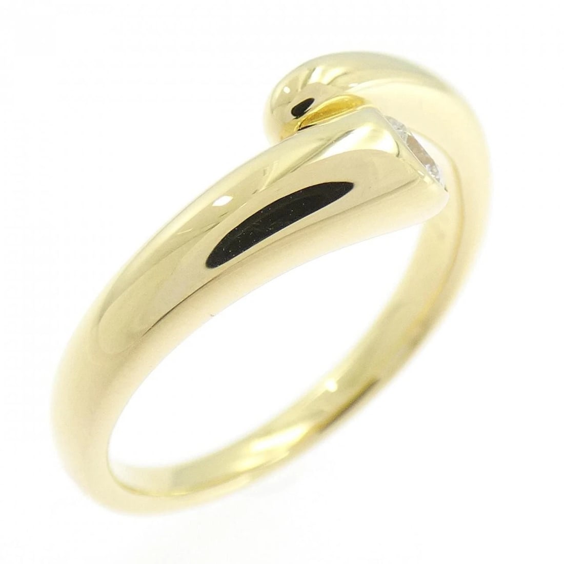 K18YG DIAMOND RING: K18YG Diamond Ring Brand: Unbranded Type: Ring Material: K18 Yellow Gold, Main Stone/Creation Natural Color: Yellow Gold Size: 7 US Accessories: None Accessories Notice: When purchasing pr