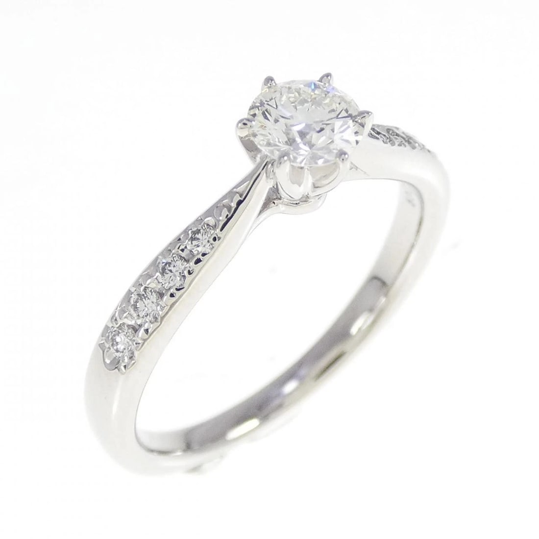 TASAKI PIACERE RING: TASAKI Piacere Ring Brand: TASAKI Type: Ring Material: Platinum 950, Main Stone/Creation Natural Color: White Size: 6 (US size) Accessories: None Accessories Notice: When purchasing pre-owned