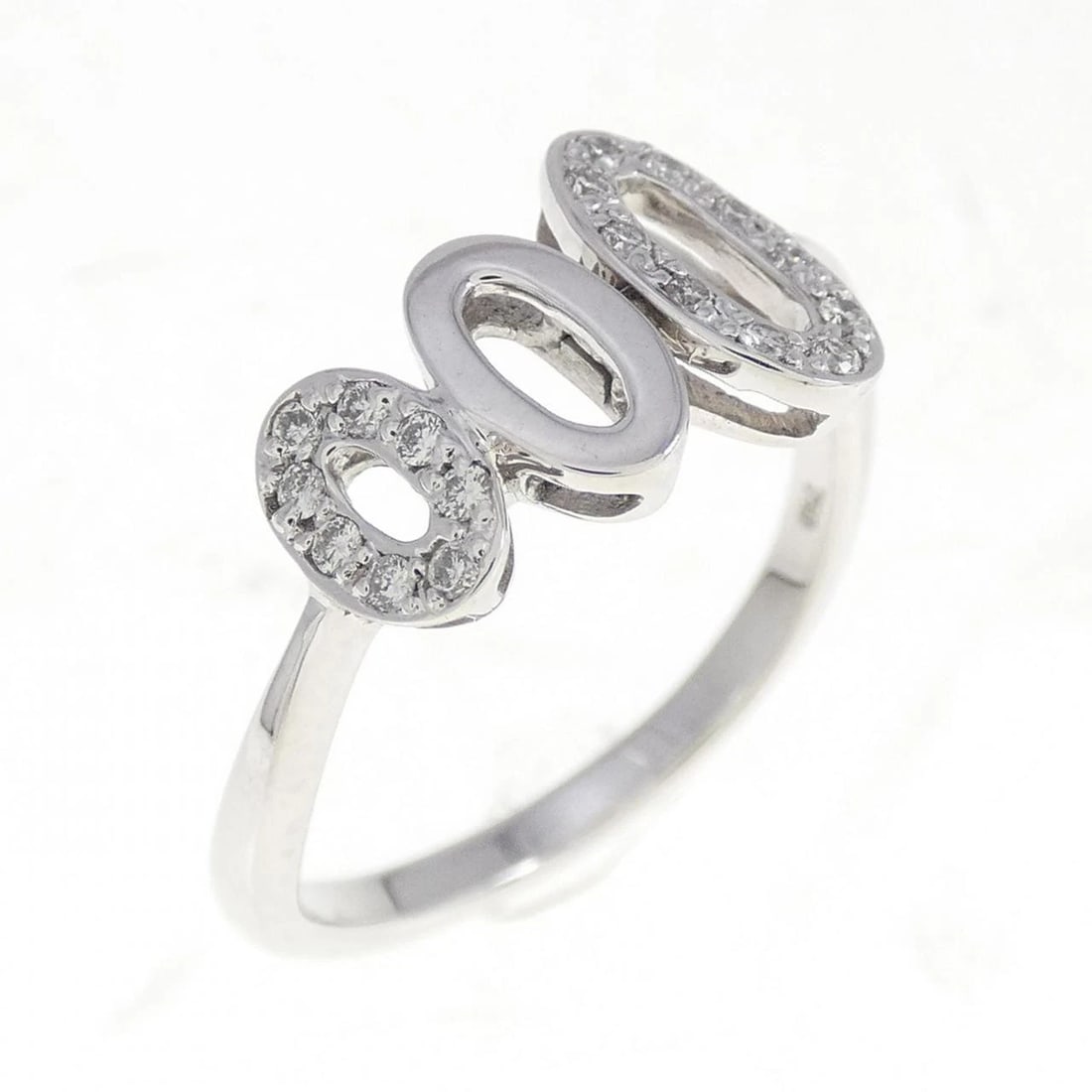 750WG DIAMOND RING: 750WG Diamond Ring Brand: Unbranded Type: Ring Material: 750 White Gold, Main Stone/Creation Natural Color: White Gold Size: 6.5 ( US size) Accessories: None Accessories Notice: When