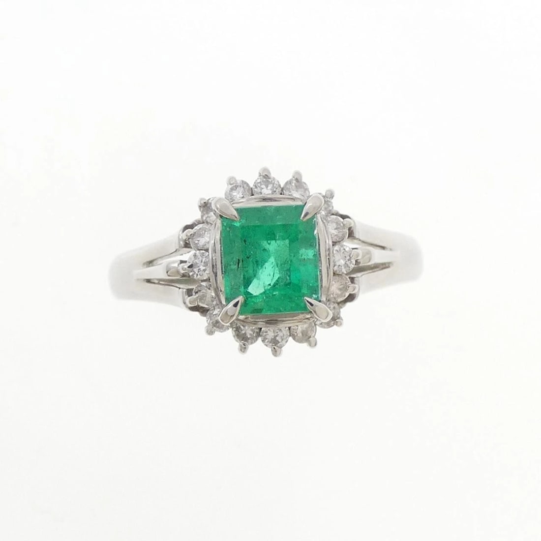 PT900 EMERALD RING - 2