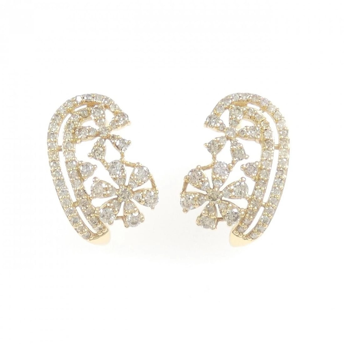 K18YG FLOWER DIAMOND EARRINGS: K18YG Flower Diamond Earrings Brand: Unbranded Type: Earrings Material: K18 Yellow Gold, Main Stone/Creation Natural Color: Yellow Gold Size: HxW: 15.9mmx10.1mm Accessories: None Accessories