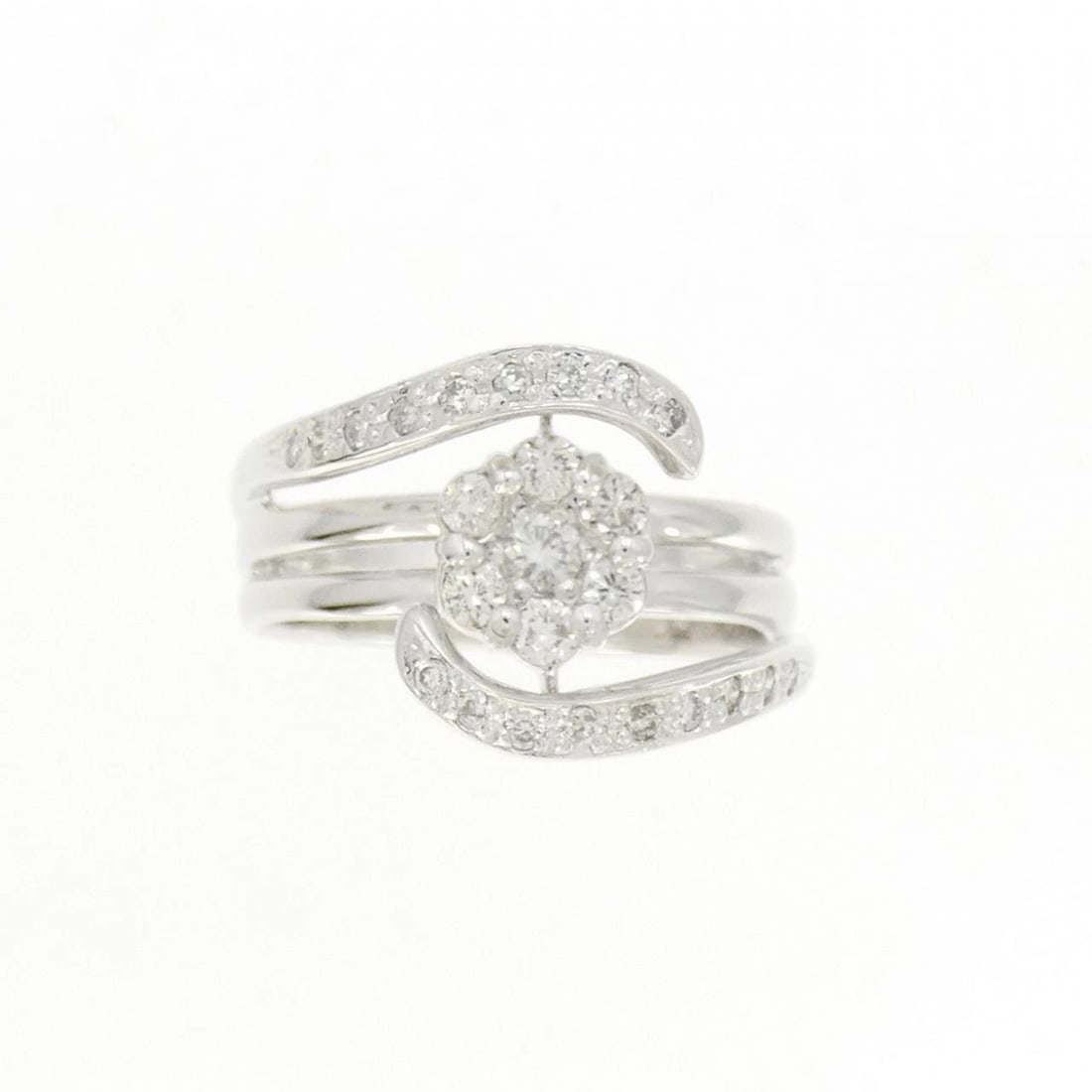 K18WG FLOWER DIAMOND RING - 2