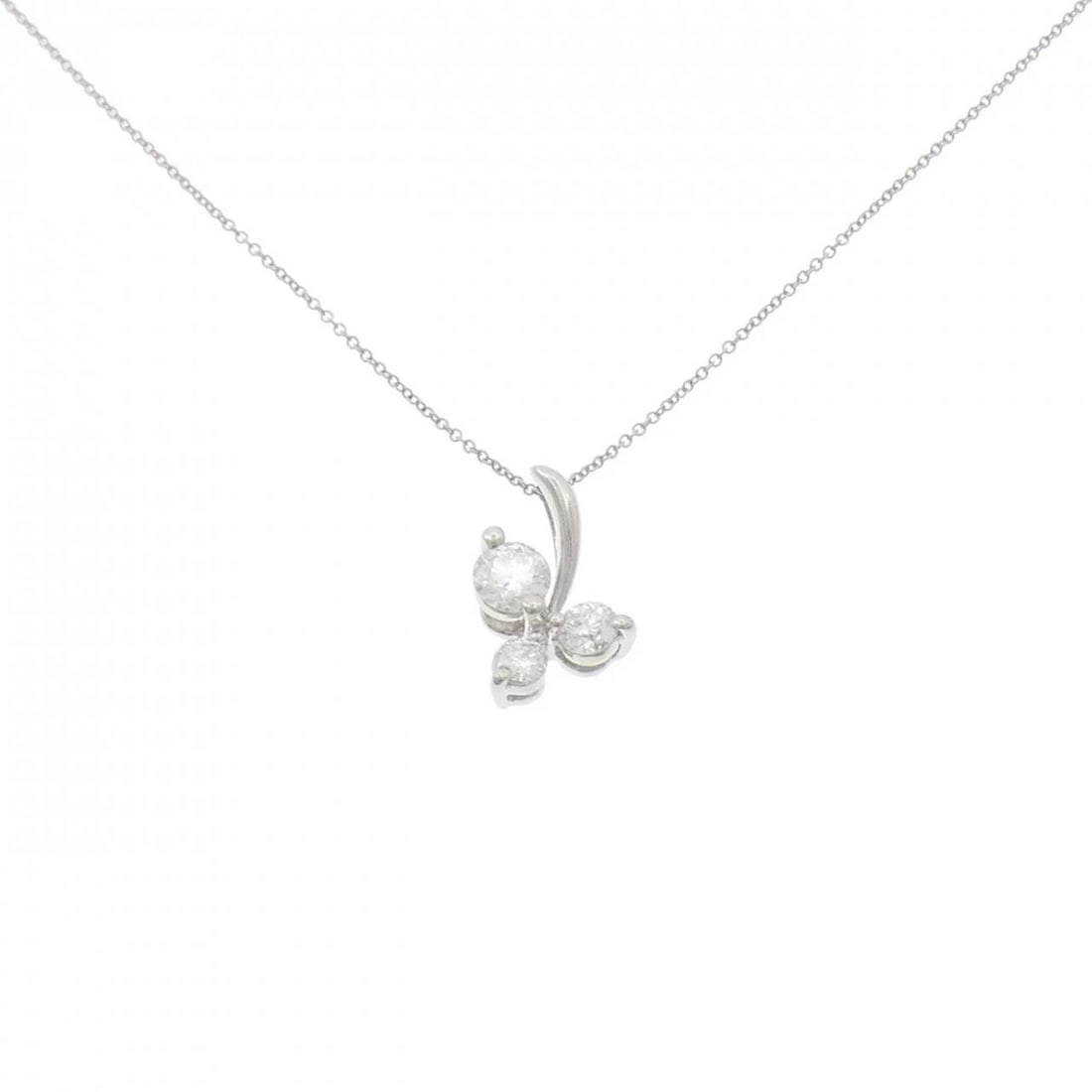 TASAKI DIAMOND NECKLACE: TASAKI Diamond Necklace Brand: TASAKI Type: Necklace Material: Platinum 900 Platinum 850, Main Stone/Creation Natural Color: Platinum Size: ActualSize Pendant top H x W: 14.5mmx9.9mm Chain