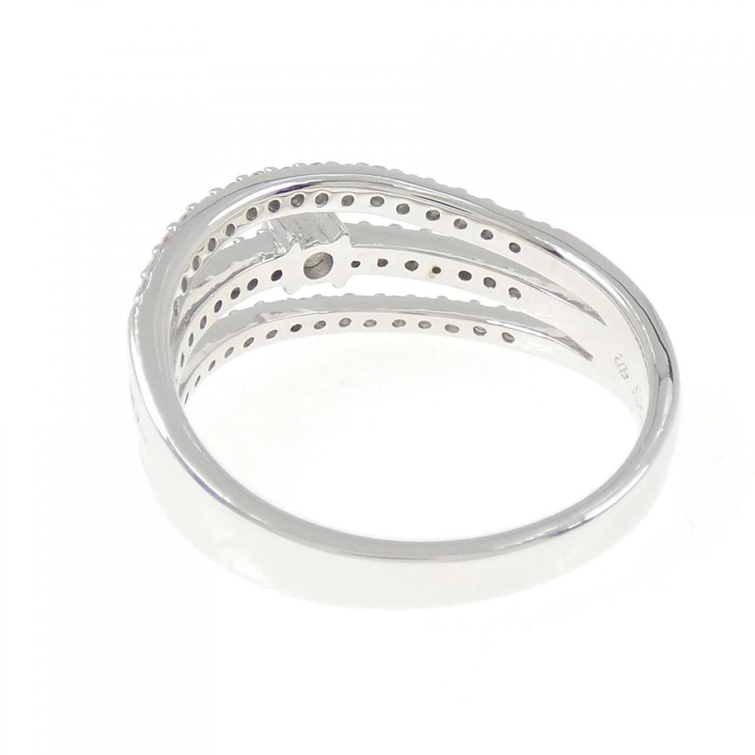 K18WG DIAMOND RING - 3