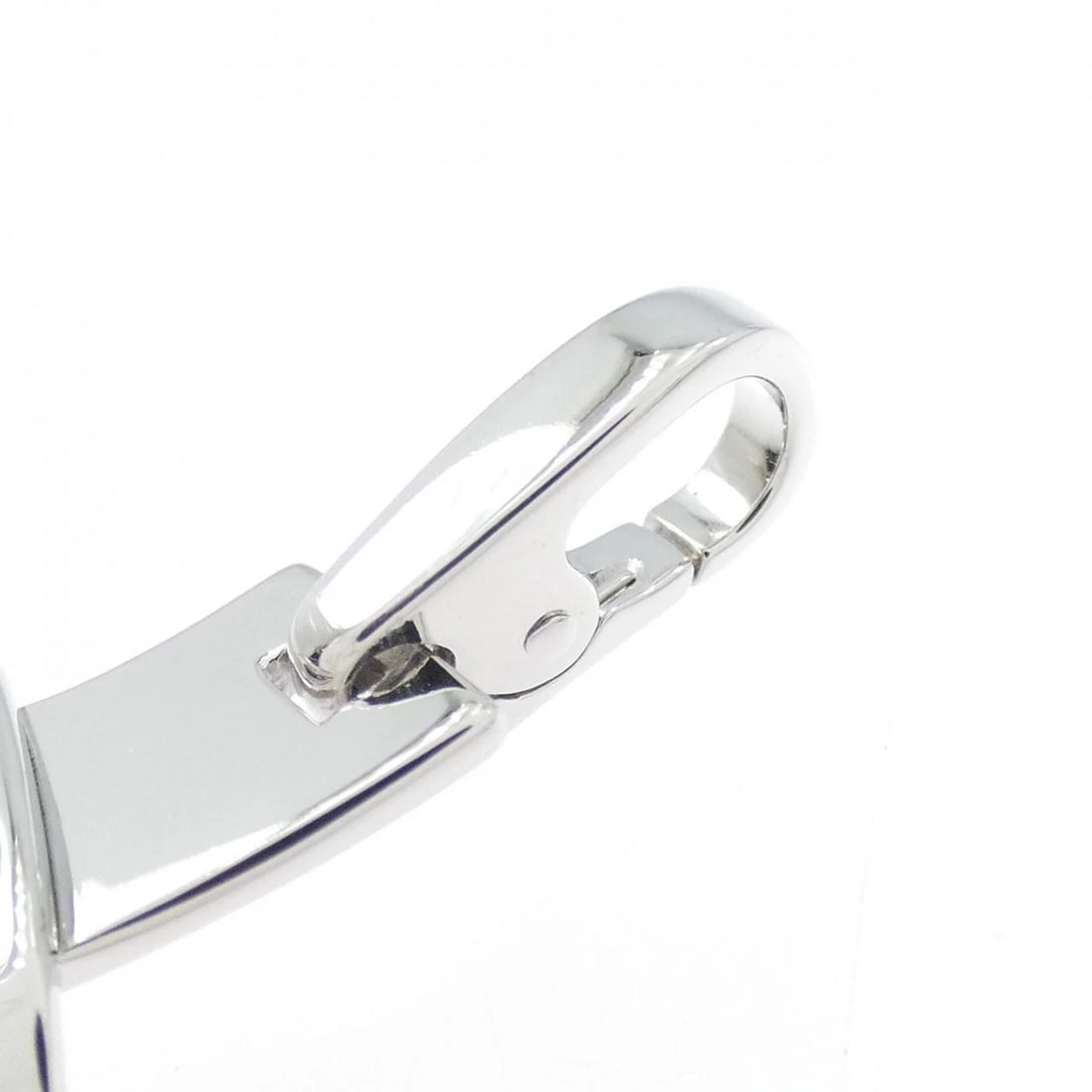 CARTIER KNOT CHARM - 3