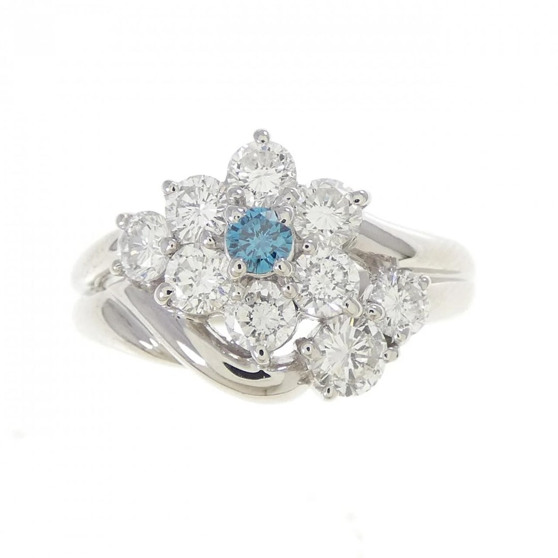 PT900 FLOWER DIAMOND RING - 2