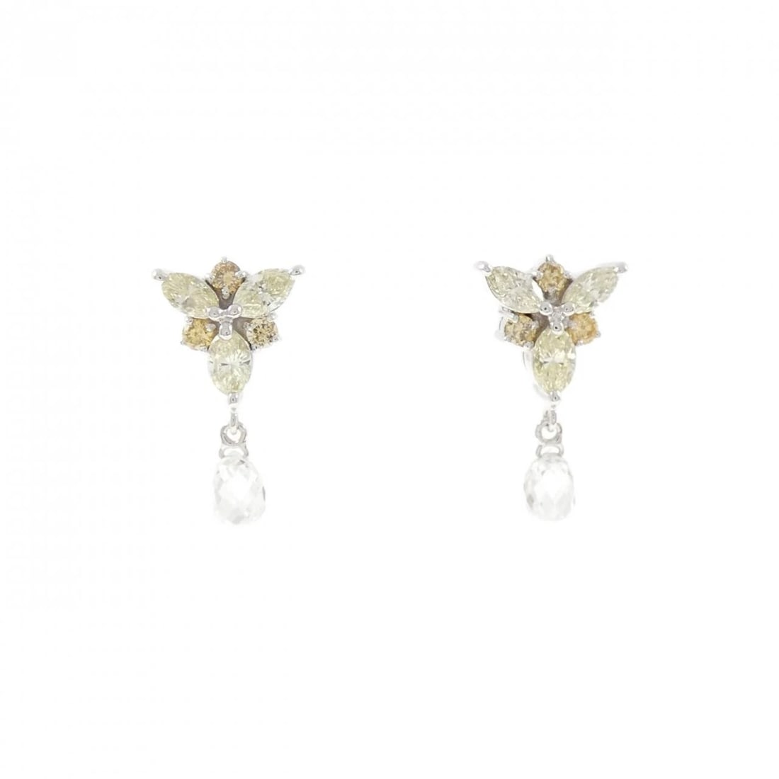 K18WG K14WG DIAMOND EARRINGS: K18WG K14WG Diamond Earrings Brand: Unbranded Type: Earrings Material: K18 White Gold K14 White Gold, Main Stone/Creation Natural Color: White Gold Size: ActualSize HxW: 15.4mmx8.5mm 