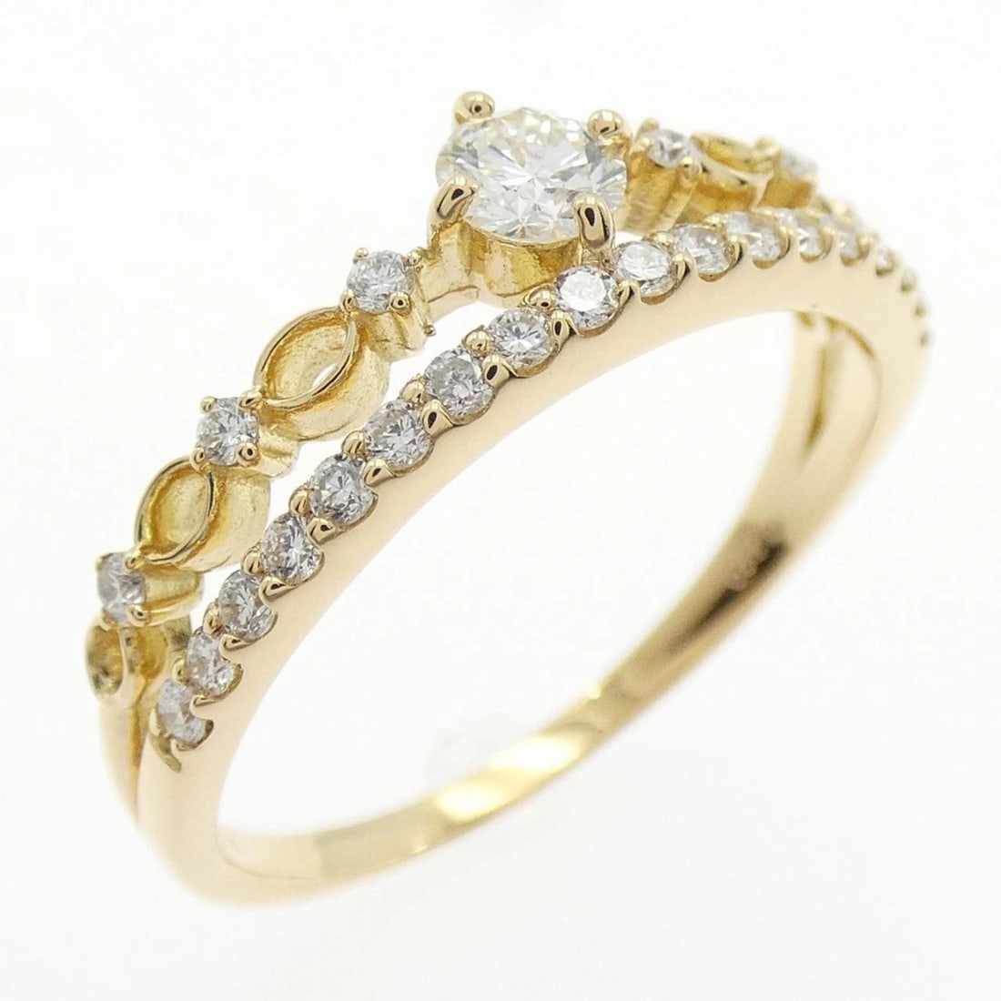 K18YG DIAMOND RING: K18YG Diamond Ring Brand: Unbranded Type: Ring Material: K18 Yellow Gold, Main Stone/Creation Natural Color: Yellow Gold Size: 7.5-8 ( US size) Accessories: None Accessories Notice: When