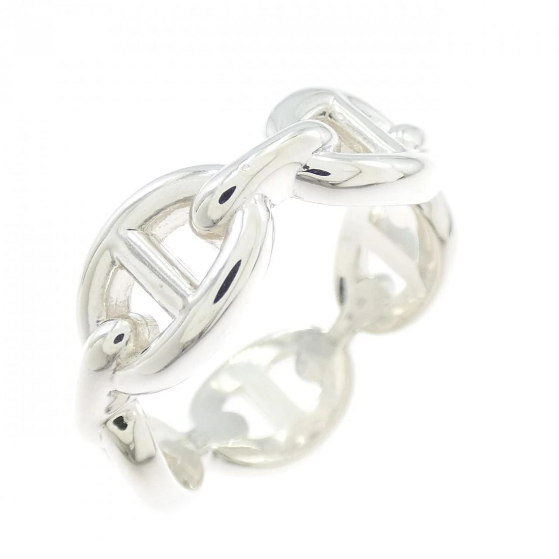 HERMES CHAINE D'ANCRE ENCHENE RING: HERMES Chaine d'Ancre Enchene Ring Brand: HERMES Type: Ring Material: 925 Silver, Color: White Size: 6.5 (US size) Accessories: None Accessories Notice: When purchasing pre-owned goods,