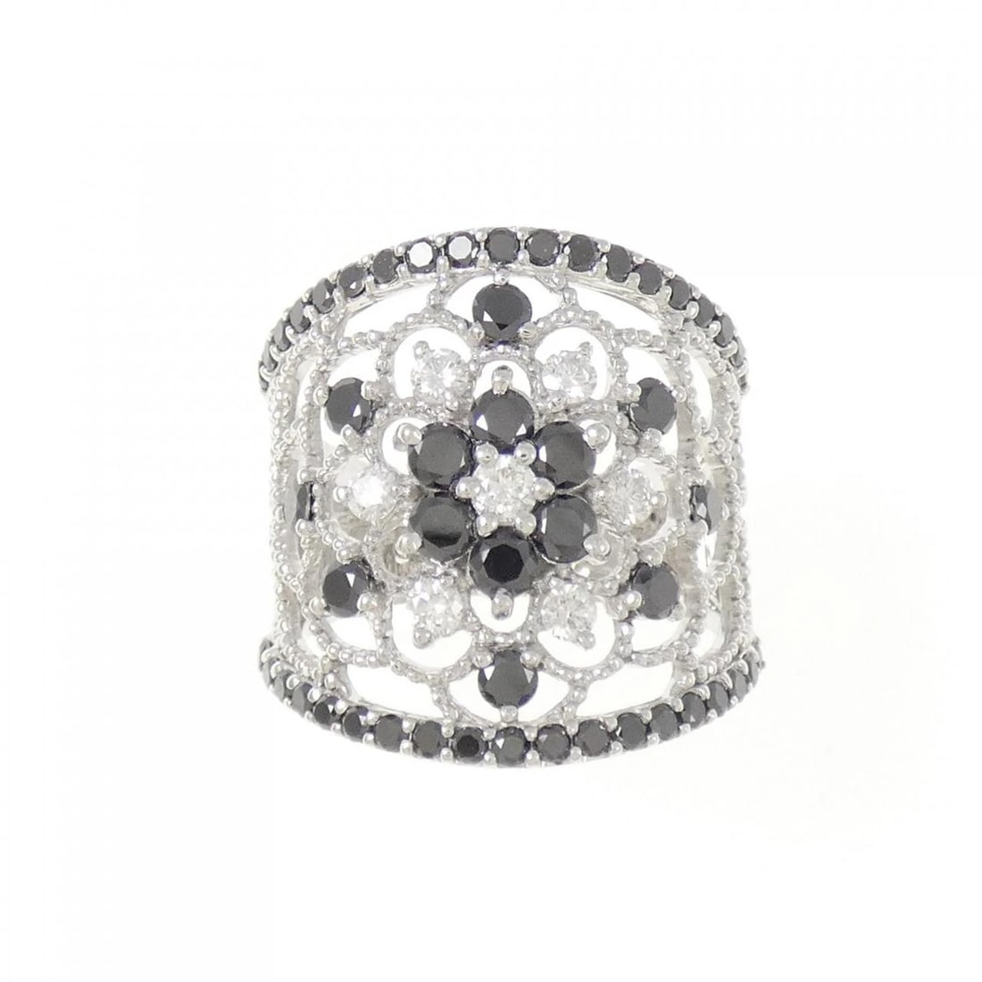 K18WG DIAMOND RING - 2