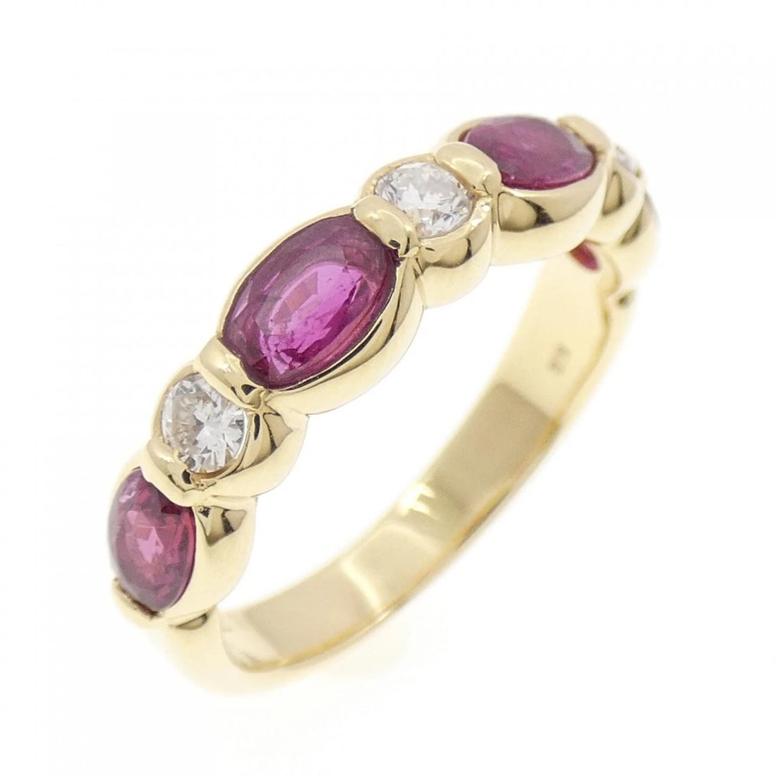 K18YG RUBY RING: K18YG Ruby Ring Brand: Unbranded Type: Ring Material: K18 Yellow Gold, Main Stone/Creation ruby Color: Yellow Gold Size: 6.5-7 US Accessories: None Accessories Notice: When purchasing pre-