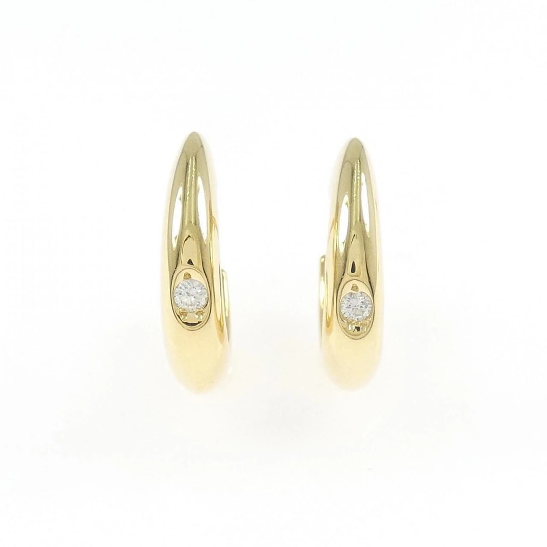 MIKIMOTO DIAMOND EARRINGS: MIKIMOTO Diamond Earrings Brand: MIKIMOTO Type: Earrings Material: K18 Yellow Gold, Main Stone/Creation Natural Color: yellow gold Size: ActualSize HxW: 16.6mmx3.8mm Accessories: None