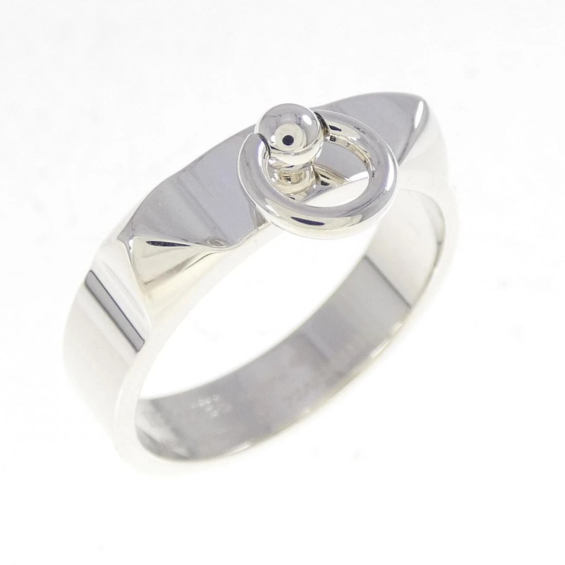 HERMES COLLIER DE CHIEN RING: HERMES Collier de Chien Ring Brand: HERMES Type: Ring Material: 925Silver, Color: White Size: US 10 Accessories: None Accessories Notice: When purchasing pre-owned goods, please refer to the