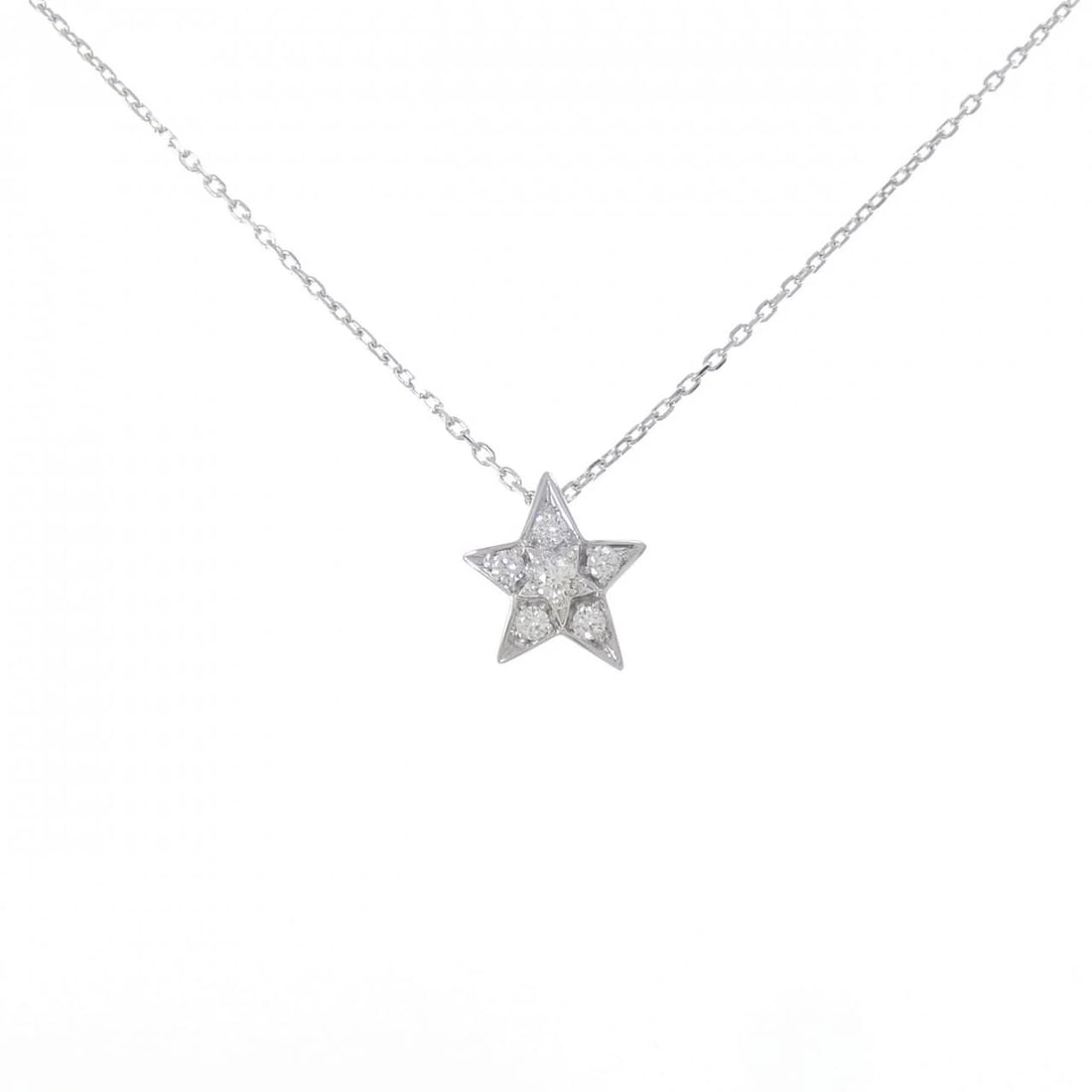 CHANEL COMET SMALL NECKLACE: CHANEL Comet Small Necklace Brand: CHANEL Type: Necklace Material: 750 White Gold, Main Stone/Creation Natural Color: White Gold Size: ActualSize Pendant top H x W: 12.2mmx11.2mm Chain Max. W: